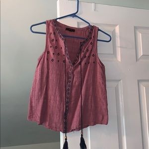 E hanger m tank shirt